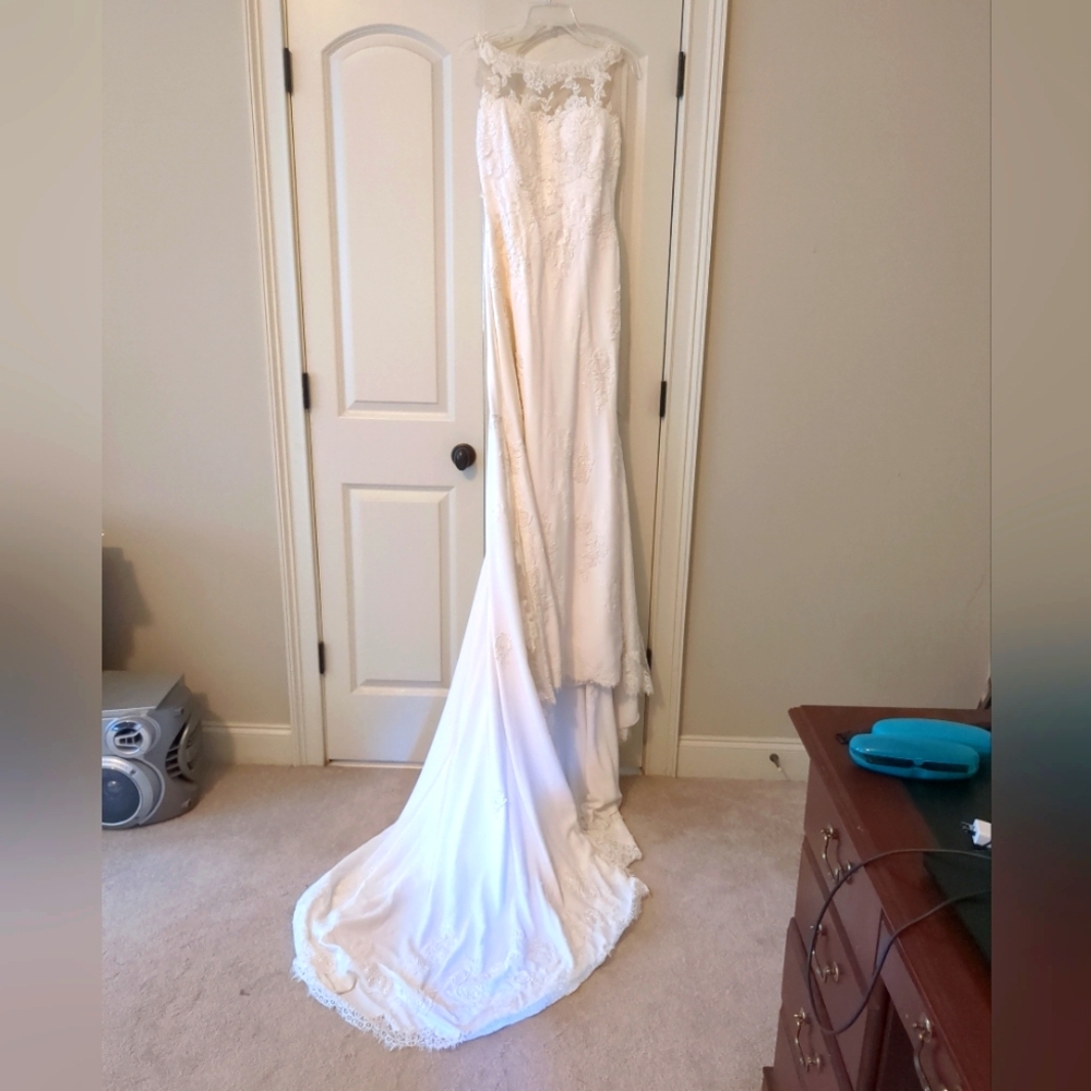 Pronovias White Laced Embroidered Fabric